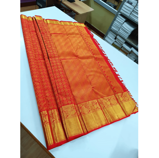 Pure handloom kanchipuram bridal silk sarees all are with blouse (B2b Only)